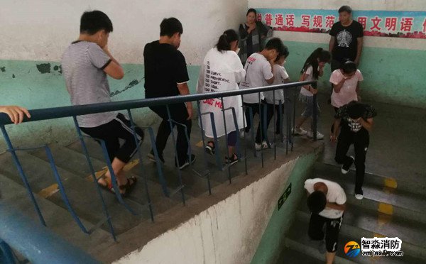 學校消防演練